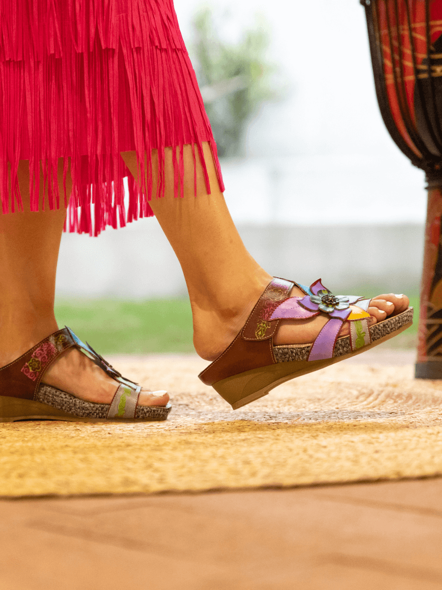 SOFFIA | FLOR DE PARAISO LEATHER WEDGE SANDAL - PURPLE