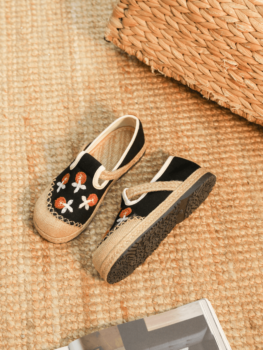 CACTUS ROSE | BLOSSOM EMBROIDERED LINEN ESPADRILLE LOAFER - BLACK