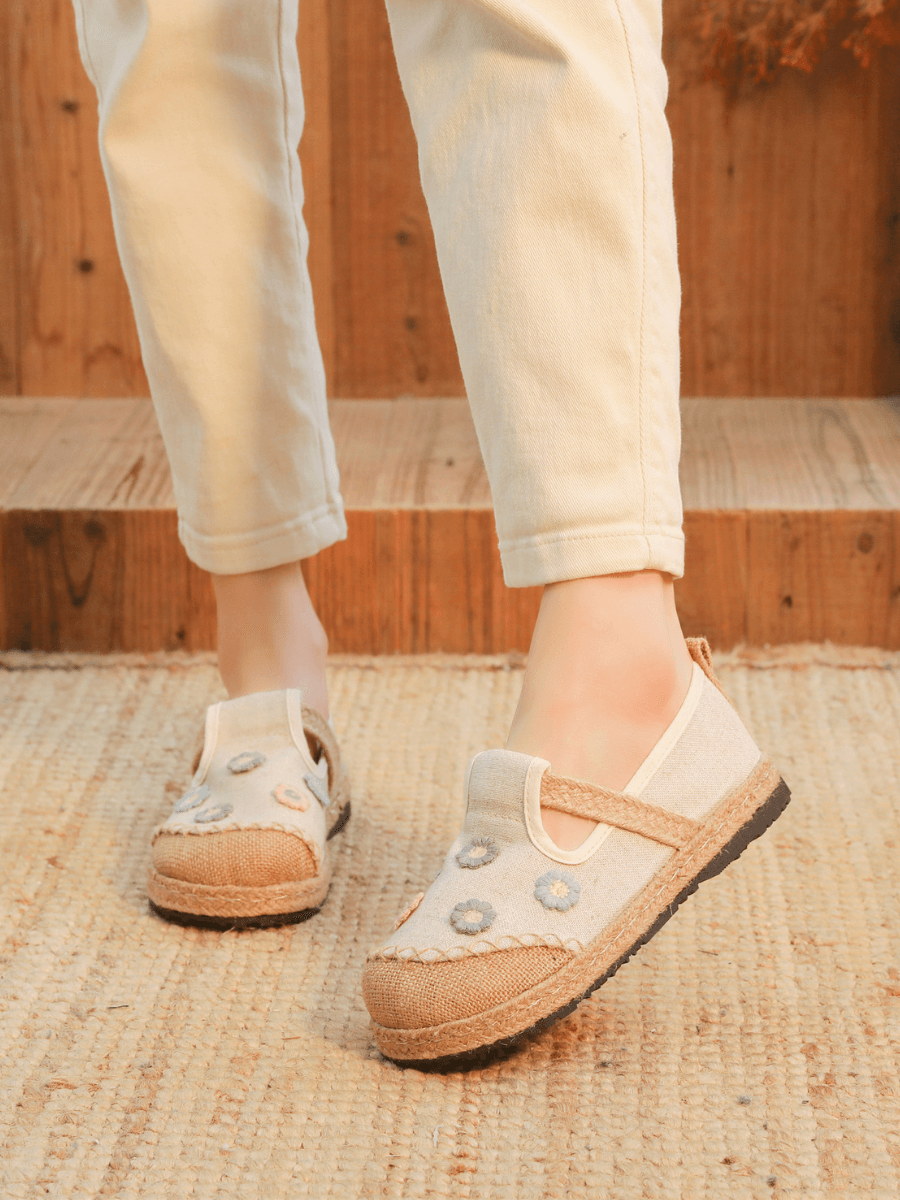 CACTUS ROSE | DAISY WISHES APPLIQUE LINEN ESPADRILLE - APRICOT