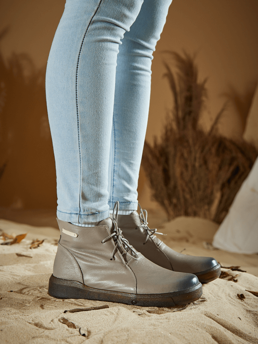 Rumour Has It | Brycen Low Ankle Leather Boots - Grey