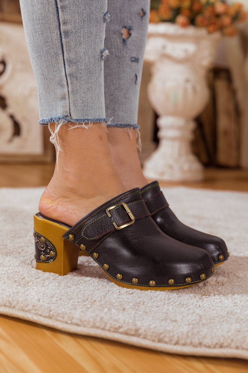 SOFFIA | BLACK LEATHER BLOCK HEEL CLOG