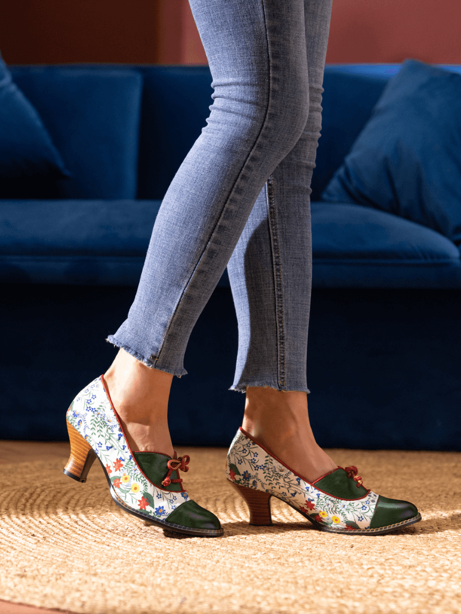 SOFFIA | LILY FLORAL KITTEN HEEL LEATHER PUMP