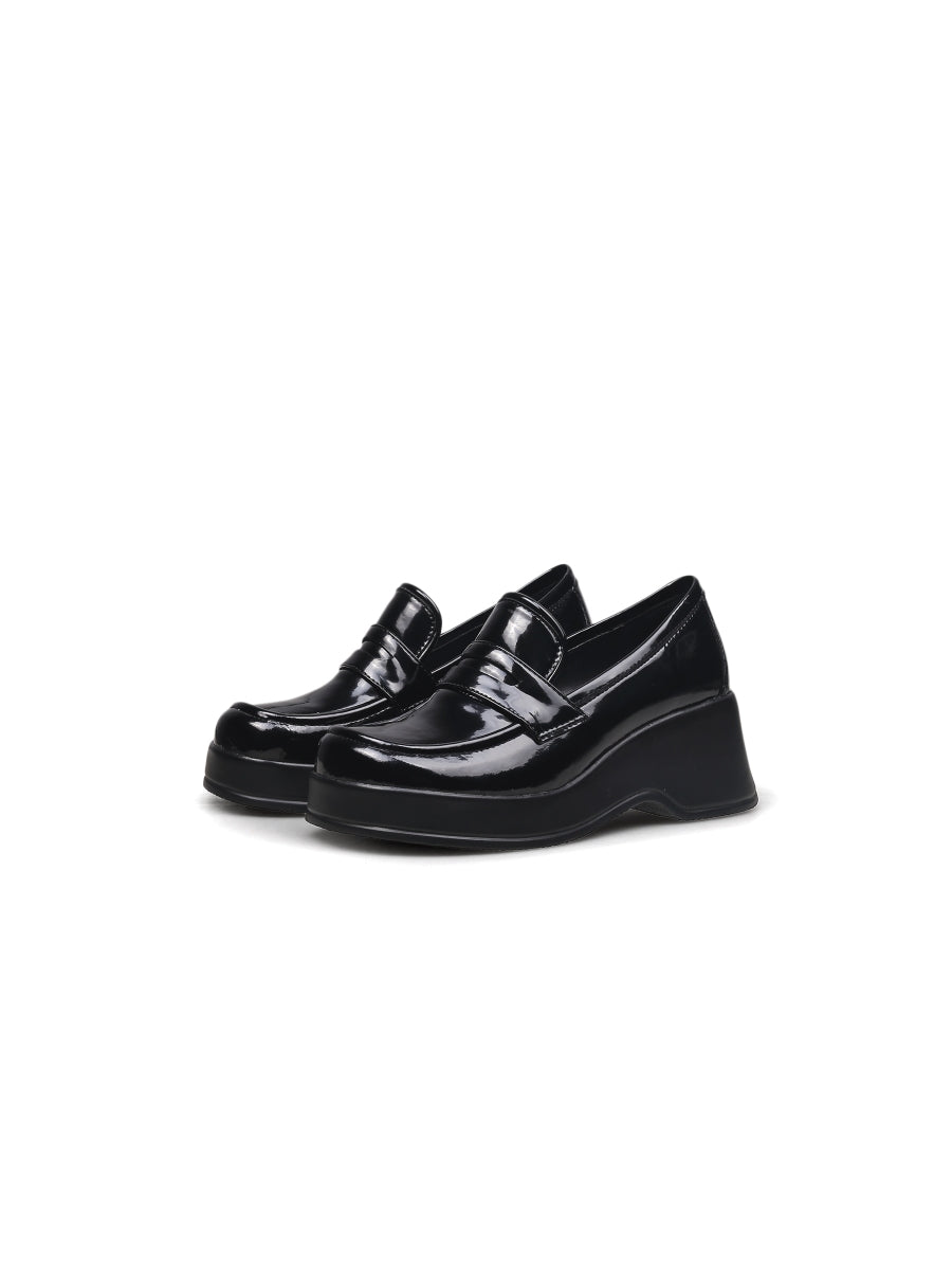 JADYROSE | BLACK GLOSSY LEATHER PLATFORM LOAFER