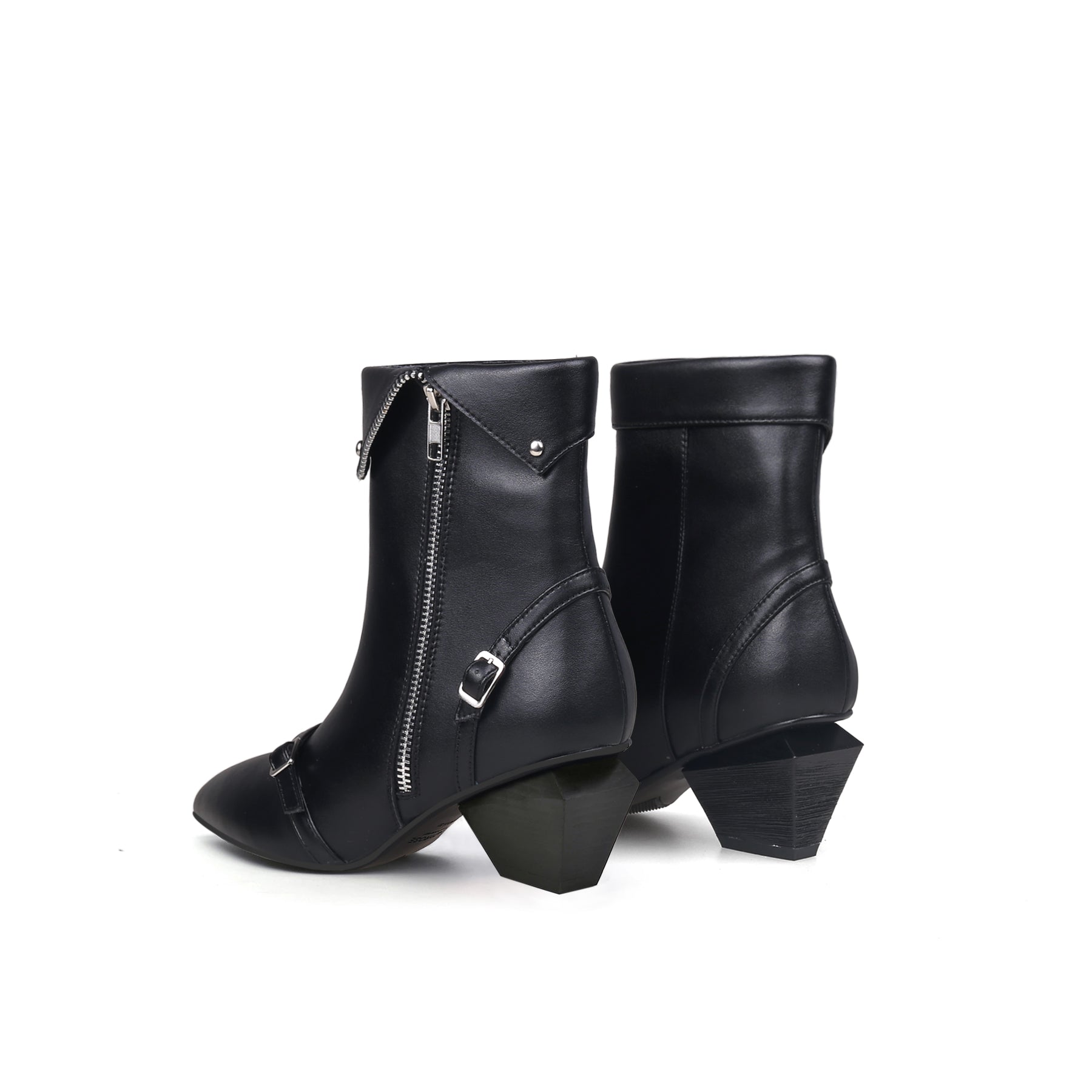 JADY ROSE | BLOCK HEEL LEATHER STRAPS BOOTIE - BLACK