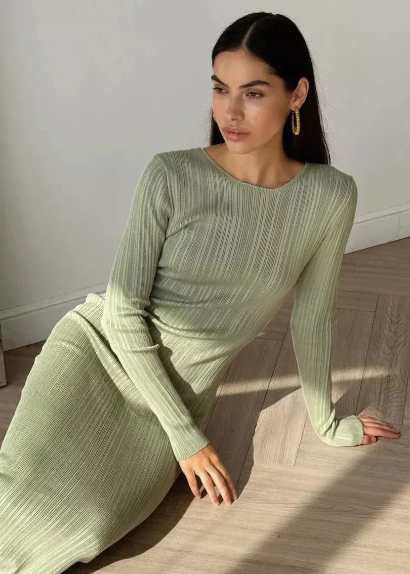 Elegant Ribbed Knit Long Sleeve Dress