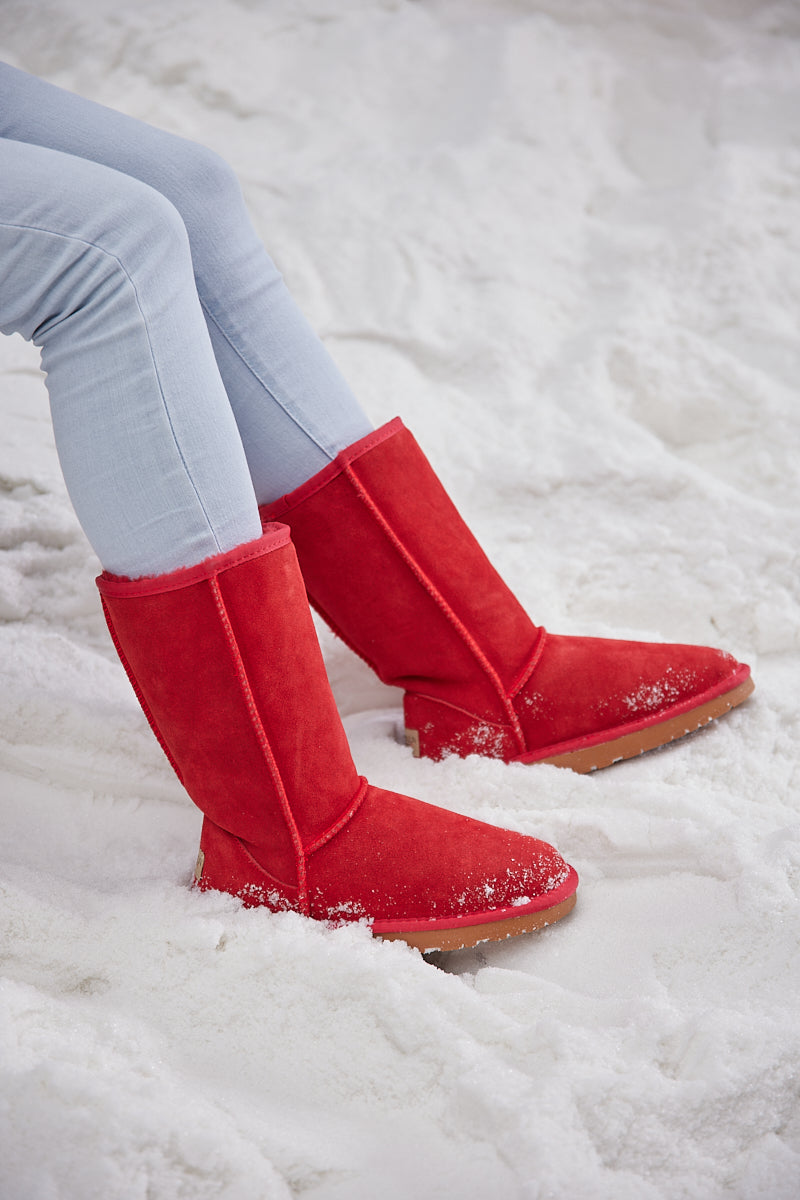 SMAIBULUN Ugg | CLASSIC SUEDE MID-LENGTH BOOTS - RED