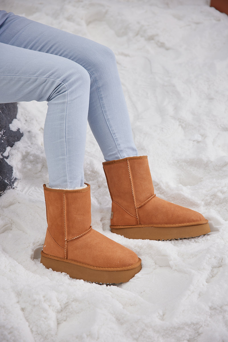 Smaibulun Ugg | Cloud Nine Platform Mini Boots - Chestnut