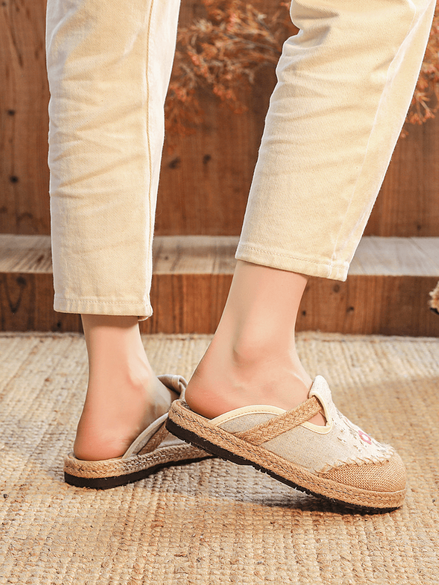 CACTUS ROSE | BLOSSOM WHEAT EMBROIDERED LINEN MULE - BEIGE