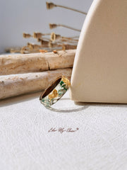 Handmade Dried Flower Inlaid Resin Ring-Gold Foil Flower