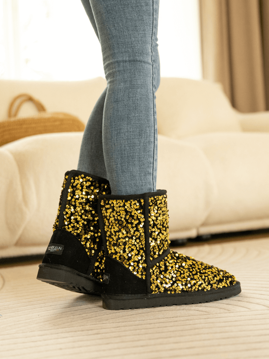 Smaibulun Ugg | Dallas Glam Sequin Shearling Boots - Gold