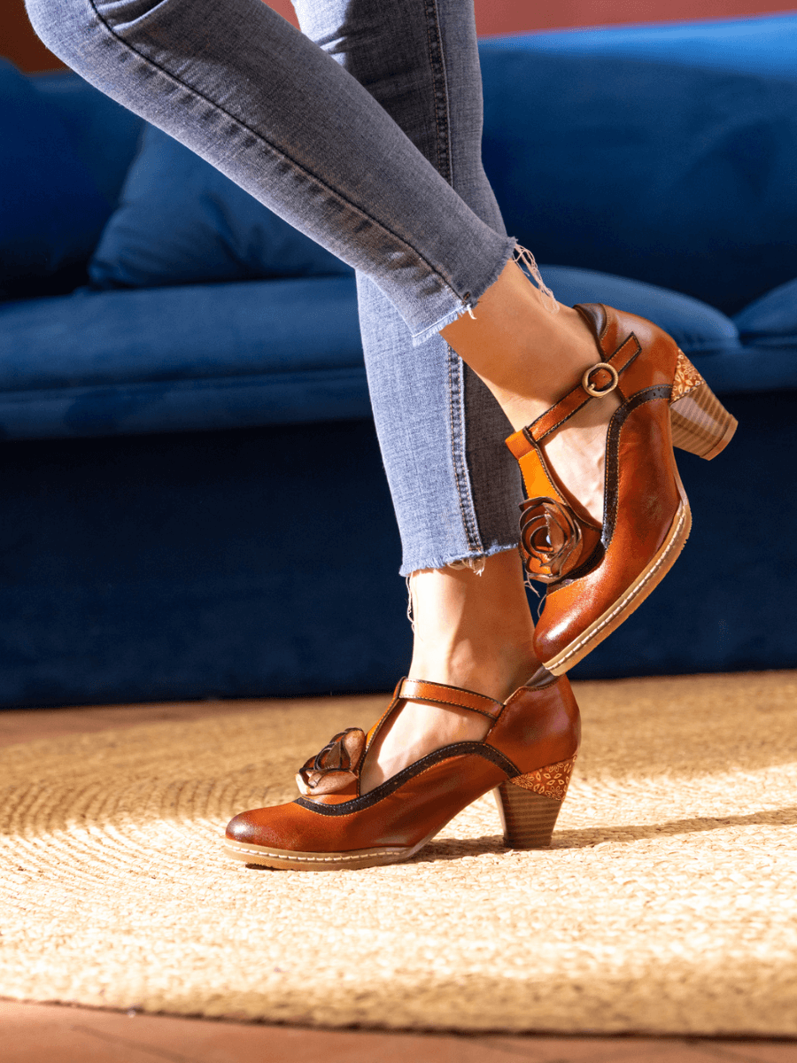 SOFFIA | MEET ME UNDER ROSE LEATHER T-STRAP SANDAL