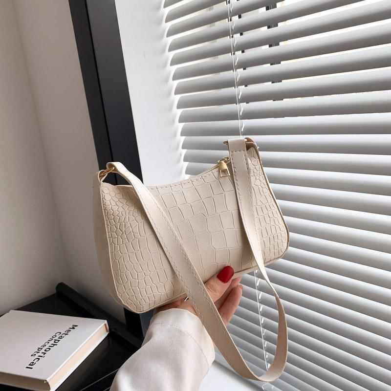 Solid-Color Simplicity Shoulder Bag