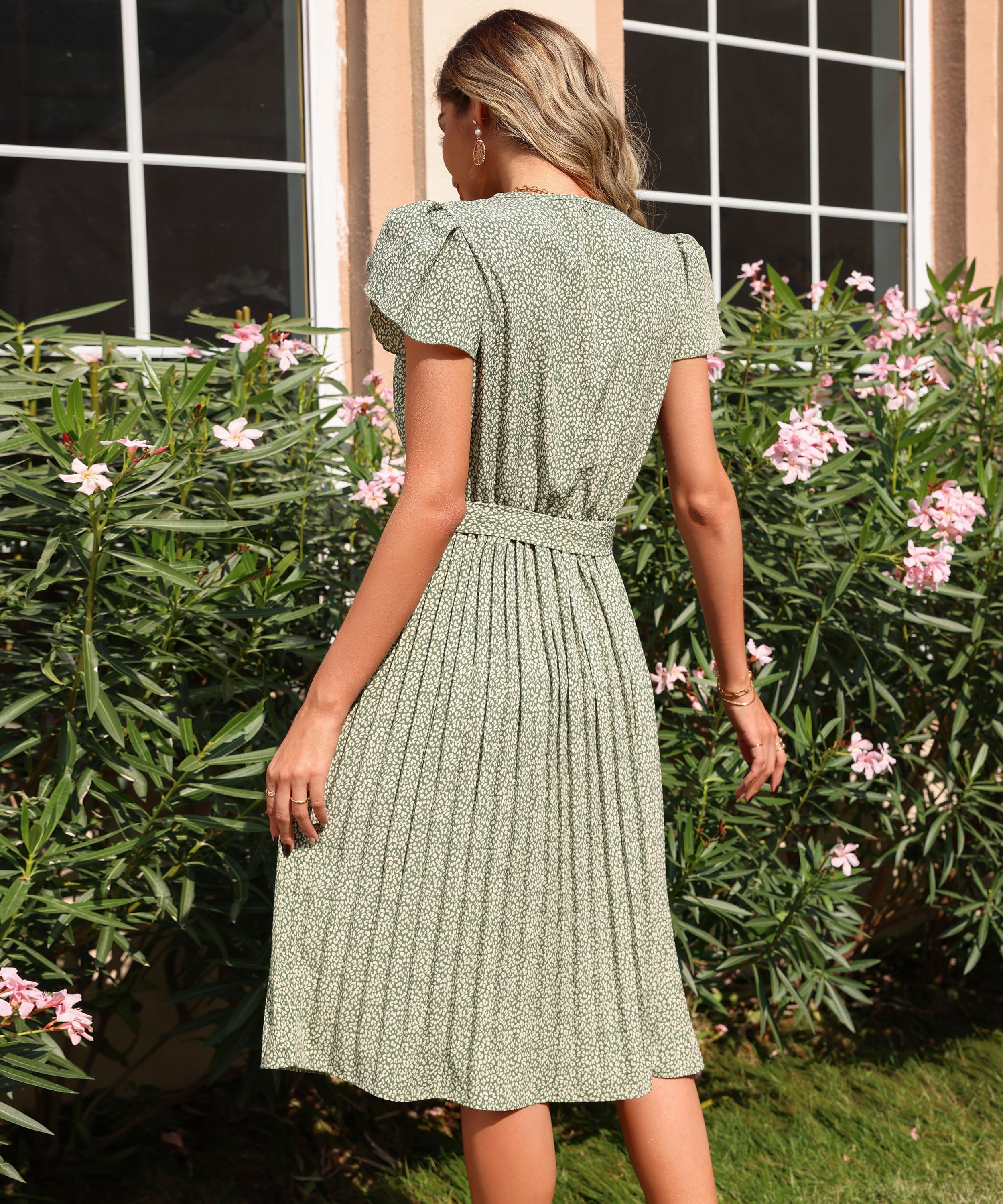 BINA DRESS - TEA GREEN