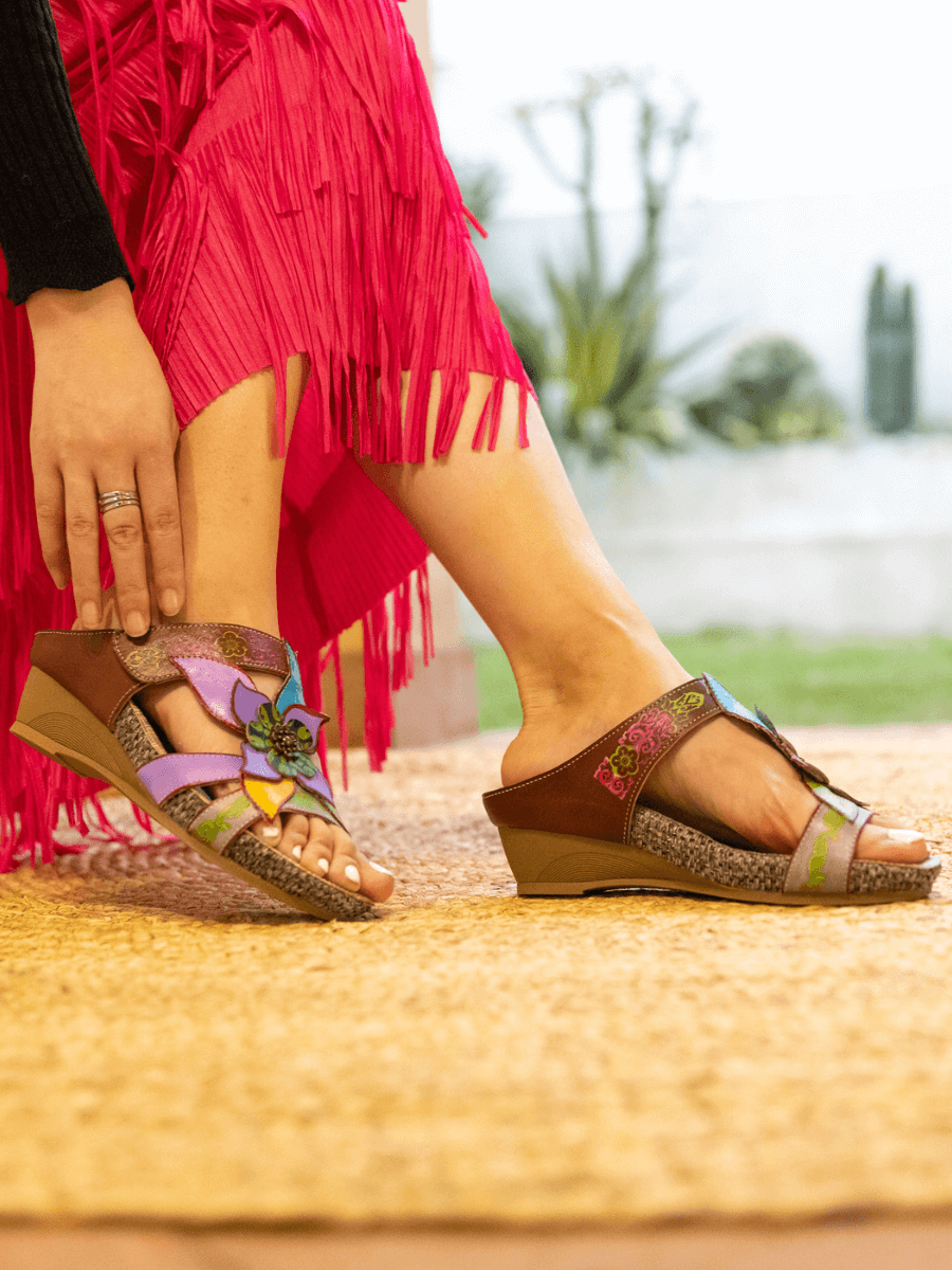 SOFFIA | FLOR DE PARAISO LEATHER WEDGE SANDAL - PURPLE