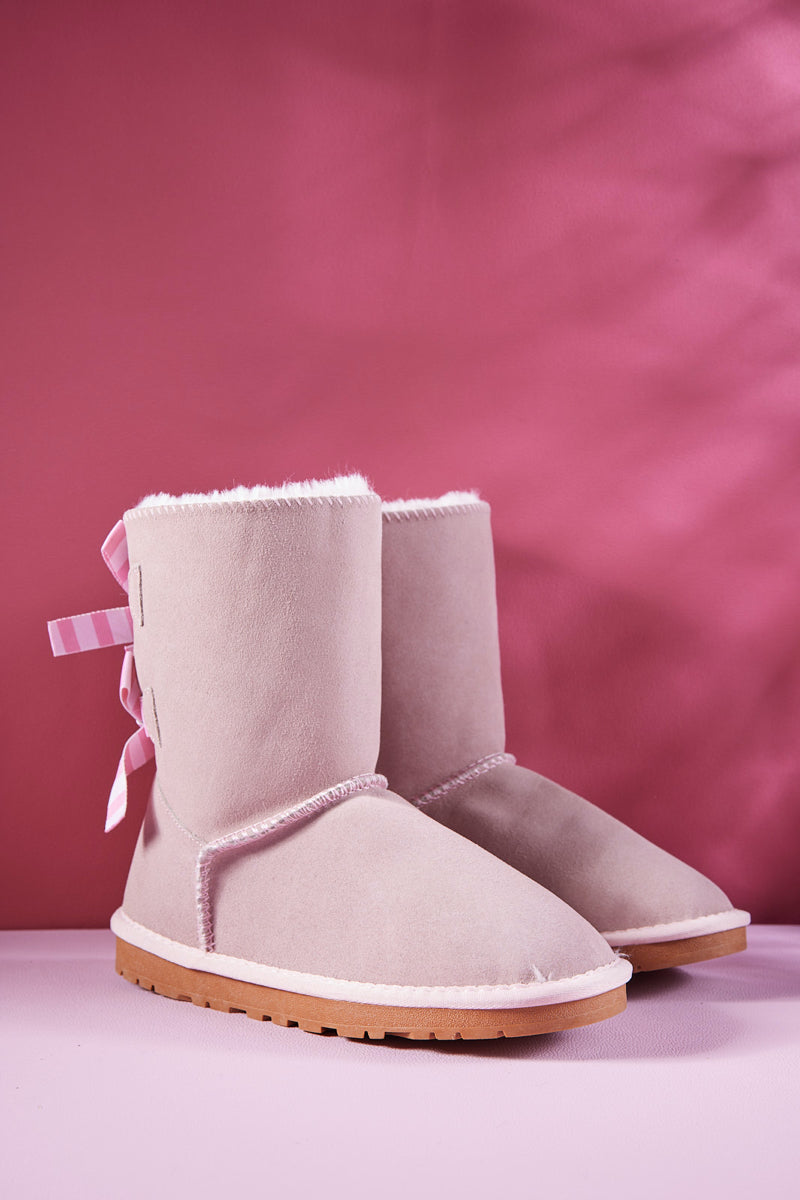 Smaibulun Ugg | Serenity Striped Bailey Bow Shearling Boots - Pink