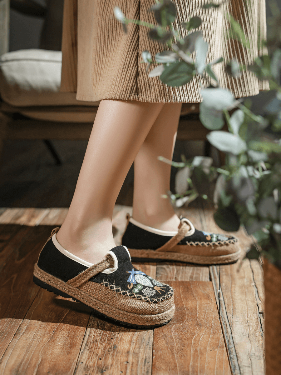 CACTUS ROSE | PATTERN EMBROIDERED LINEN ESPADRILLE LOAFER - BLACK