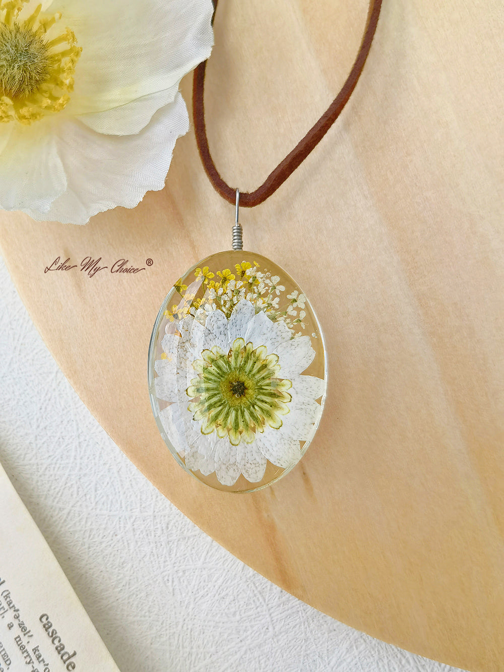 Dried Flower Necklace Double Sided Preserved Flower Daisy Pendant