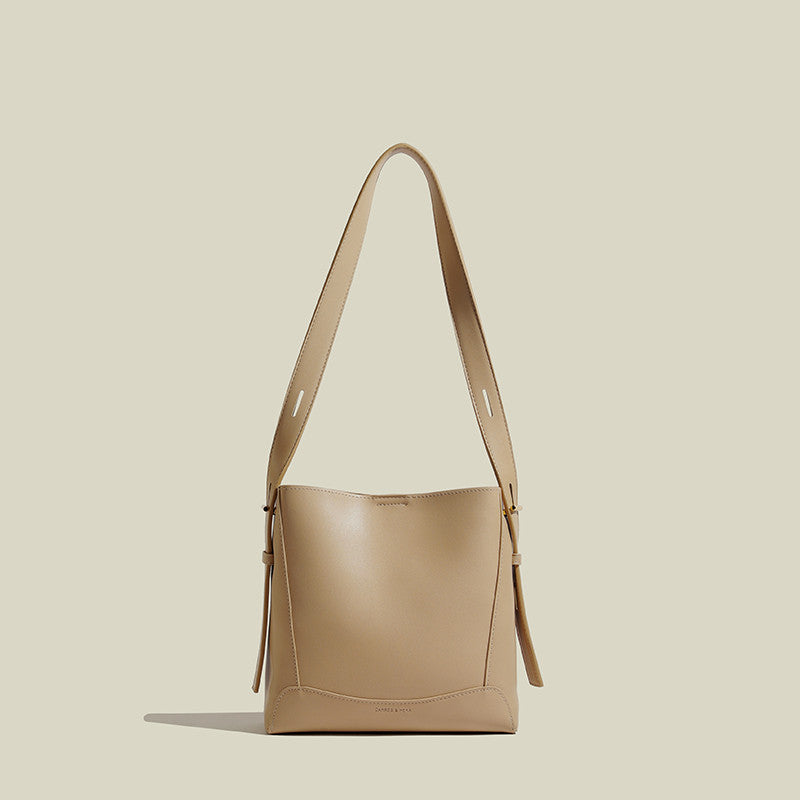 Versatile-Commuter Bucket Bag