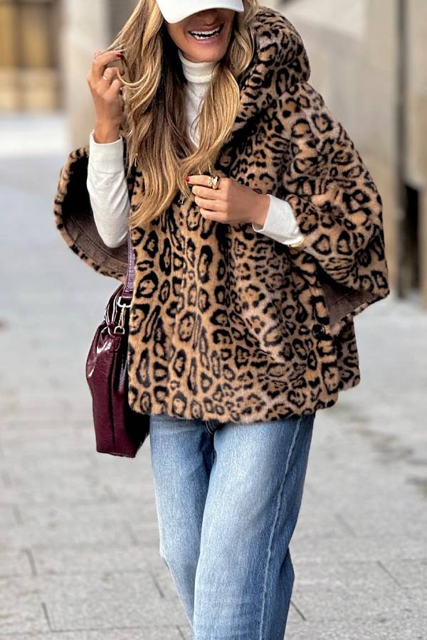 Constanza Leopard Print Wide-sleeved Fleece Coat