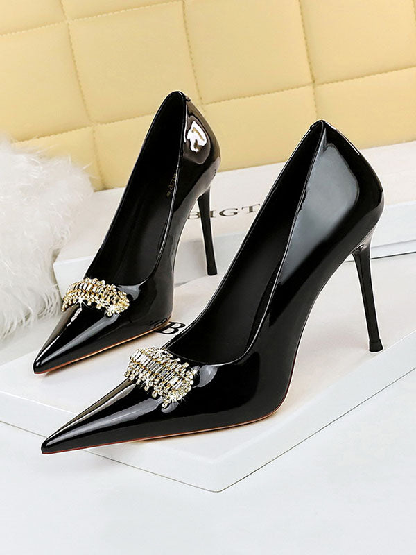 Pointed-Toe Shallow Cut Split-Joint Pumps