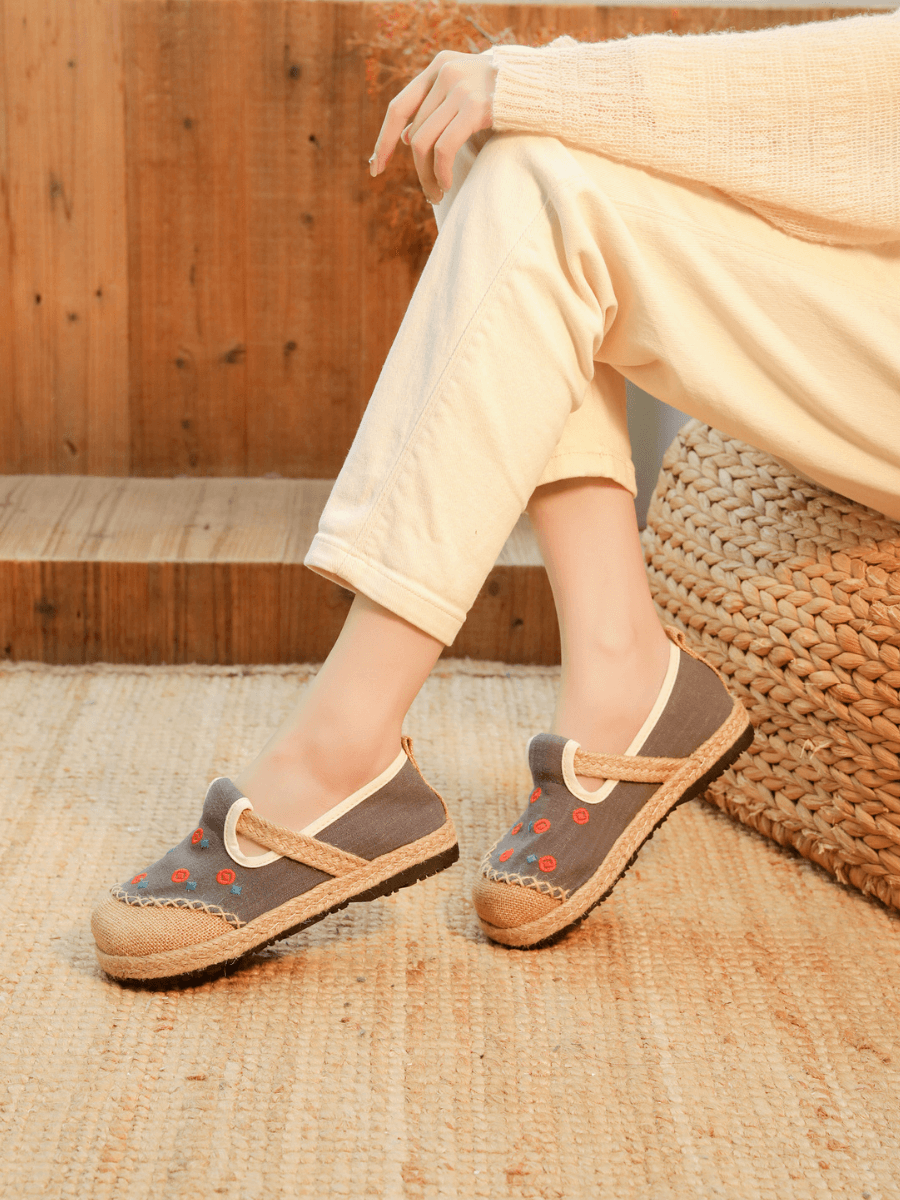 CACTUS ROSE | STAR EYE EMBROIDERED LINEN ESPADRILLE - GREY