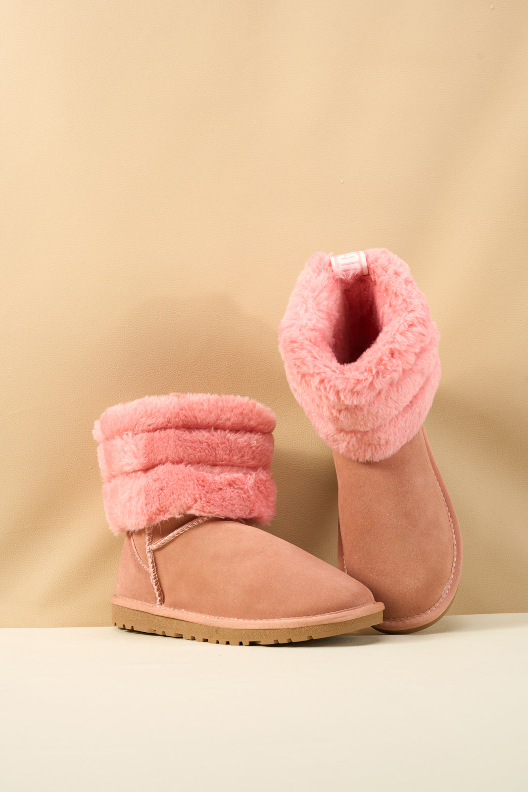 SMAIBULUN Ugg | Adelene Sherpa Woolen Boots - Pink