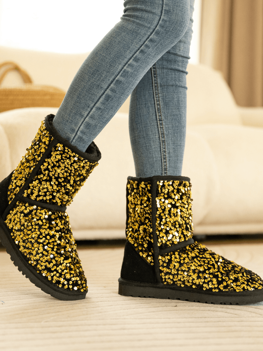 Smaibulun Ugg | Dallas Glam Sequin Shearling Boots - Gold