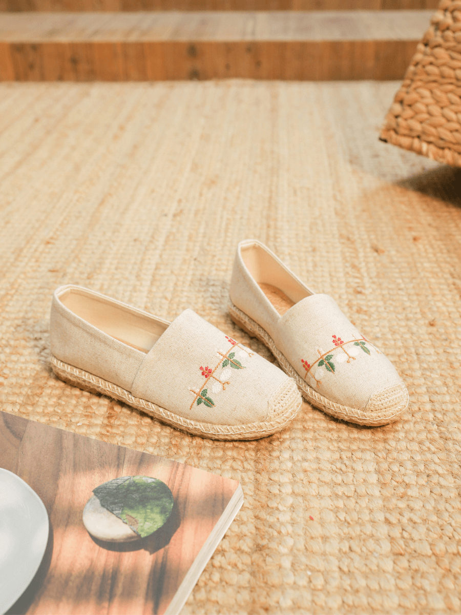 CACTUS ROSE | BLOSSOM EMBROIDERED LINEN ESPADRILLES - BEIGE