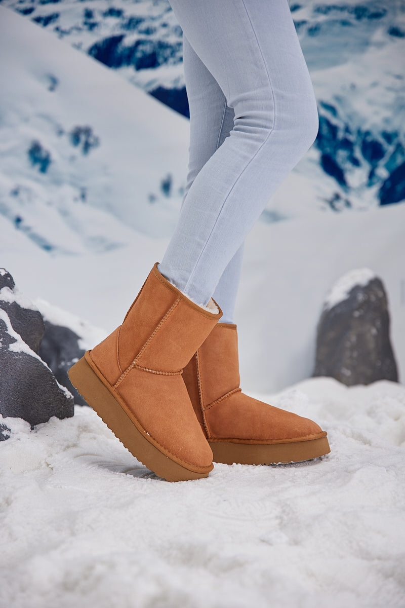 Smaibulun Ugg | Cloud Nine Platform Mini Boots - Chestnut