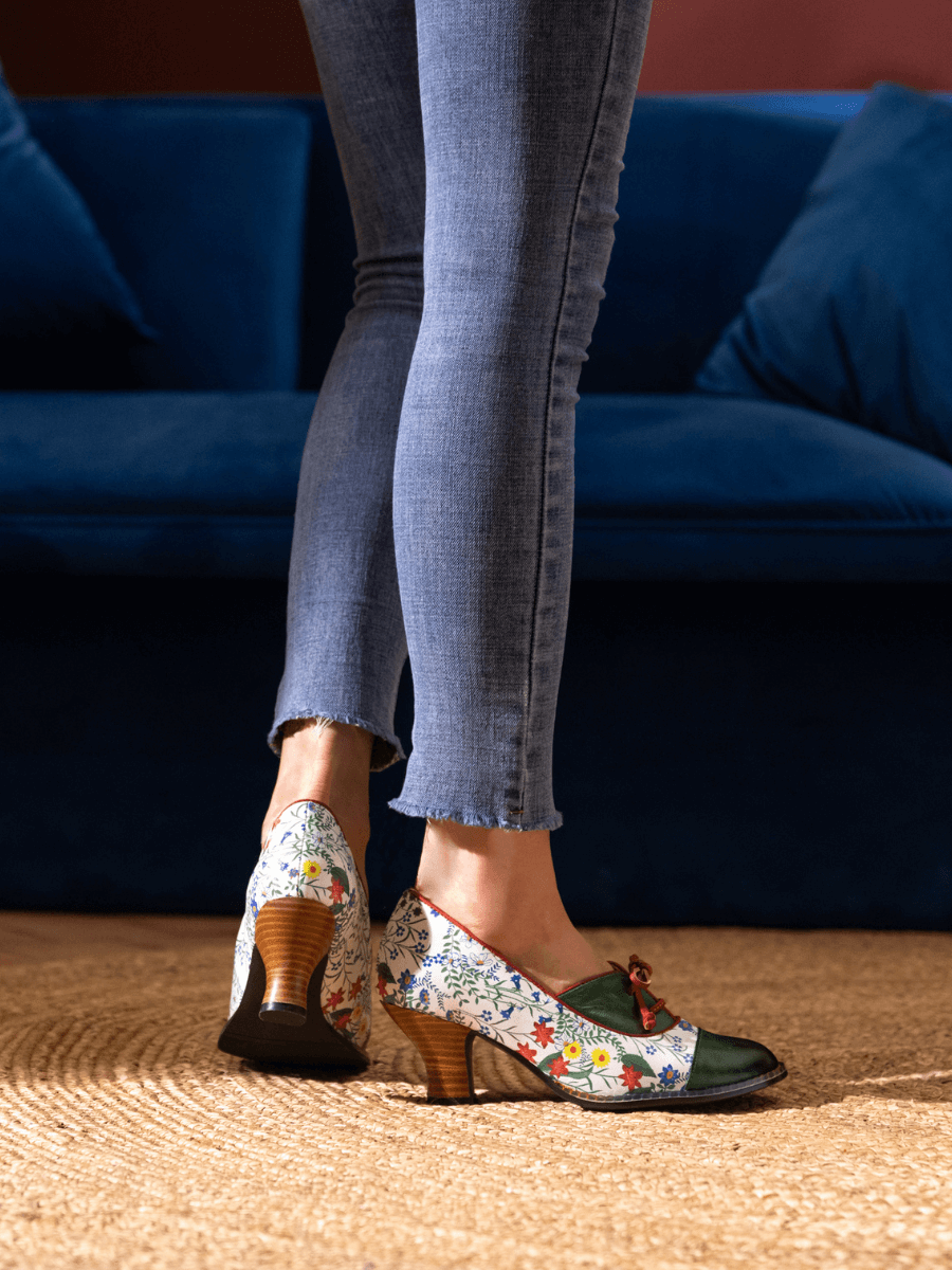 SOFFIA | LILY FLORAL KITTEN HEEL LEATHER PUMP