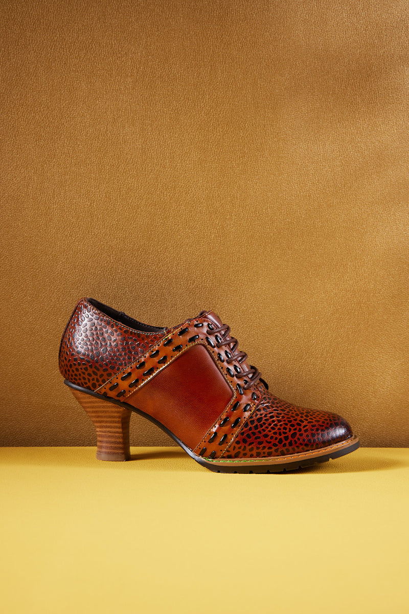 Soffia | Veronika Crack Patterned Leather Oxford - Brown