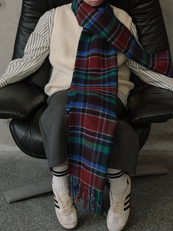 Keep Warm Plaid Tasseled Scarf