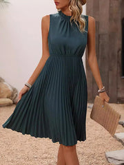 Loose Sleeveless Pleated Solid Color Split-Joint Mock Neck Midi Dresses