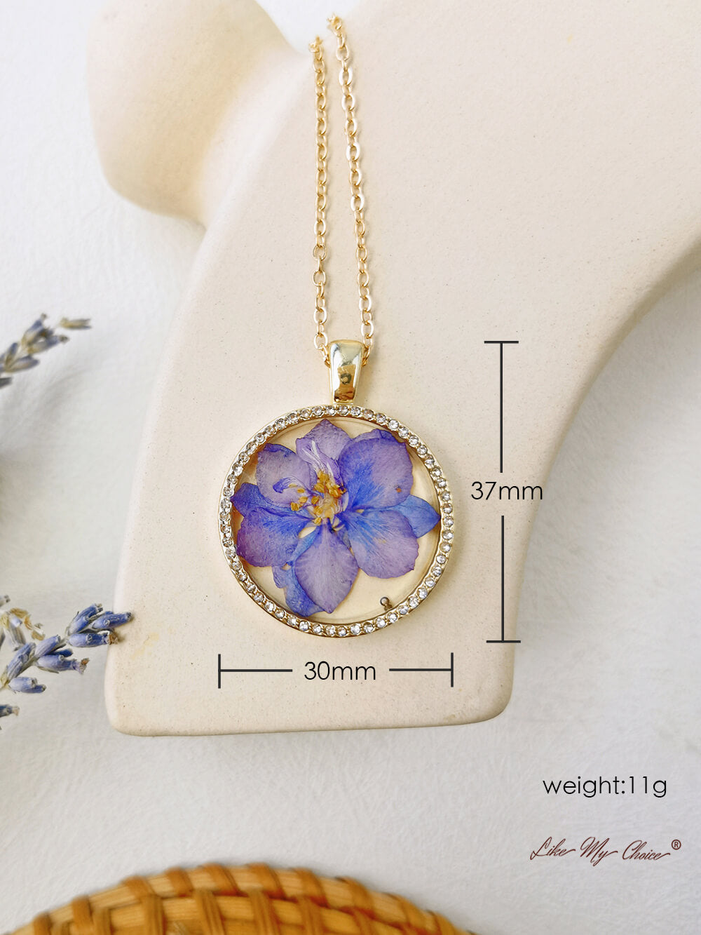 Violets Pressed Flower Resin Round Crystal Pendant  Necklace