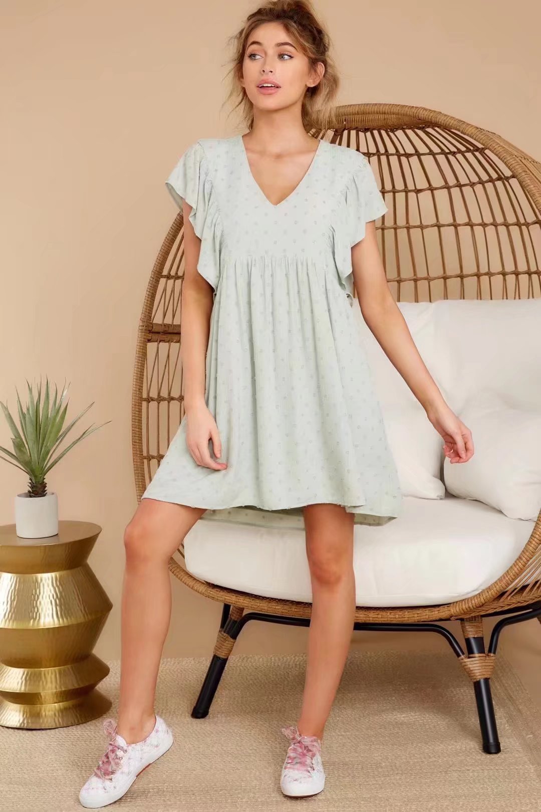 Spring Women New V-neck Ruffle Dress