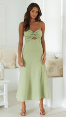 Women’s Solid Color Tube Top Maxi Dress with Back Smocking and Tight Waist