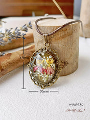 Gemini Dance Orchid Flower Round Vintage Necklace