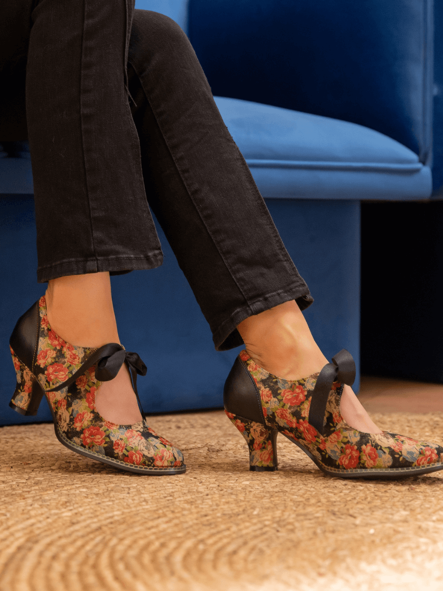 SOFFIA | STEFANIA FLORAL TIE BOW LACE-UP LEATHER PUMP