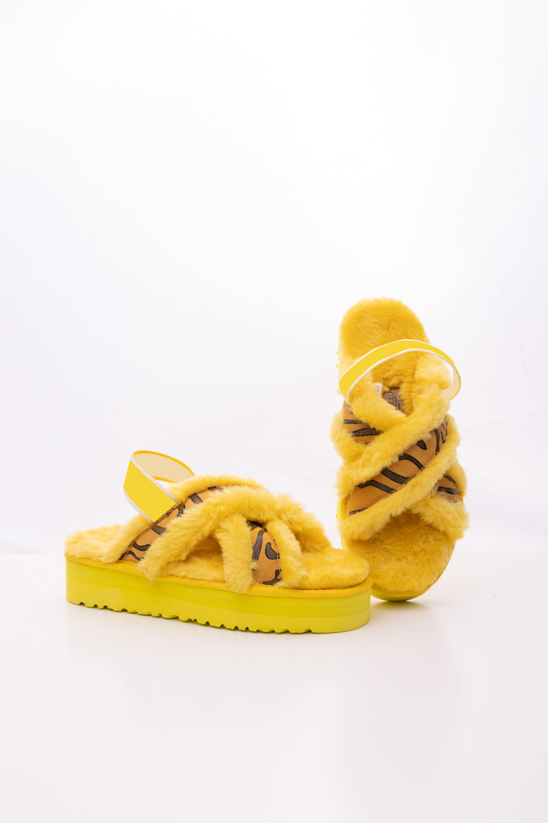 Smaibulun Ugg | Roar Wool Lined Criss-Cross Strap Slipper - Yellow