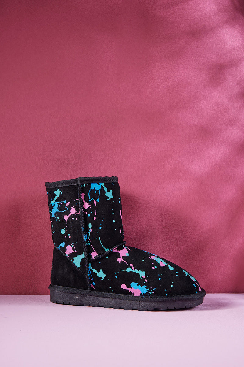 Smaibulun Ugg | Valerie Graffiti Patterned Shearling Boots - Black