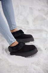 Smaibulun Ugg | Cuddle Up Wool Lined Suede Bootie - Black