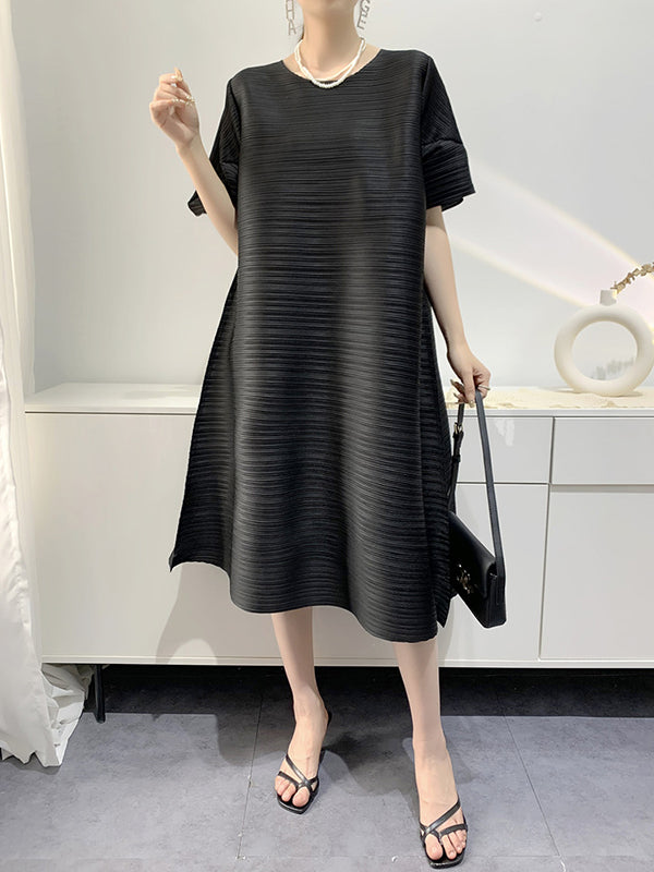 Loose Pleated Round-Neck Midi Dresses