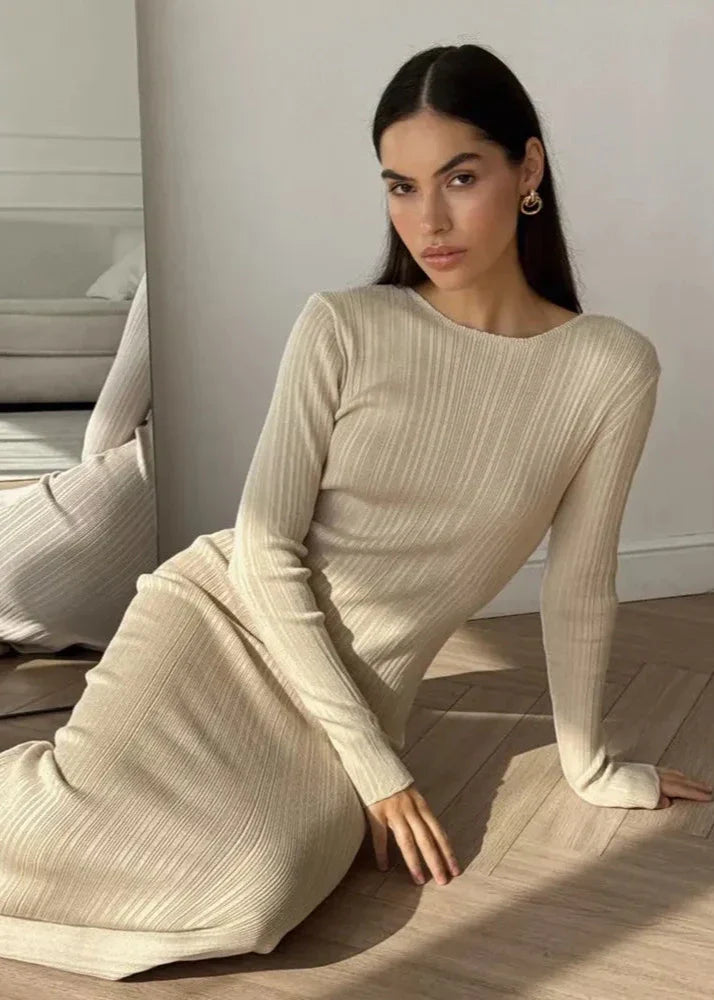 Elegant Ribbed Knit Long Sleeve Dress