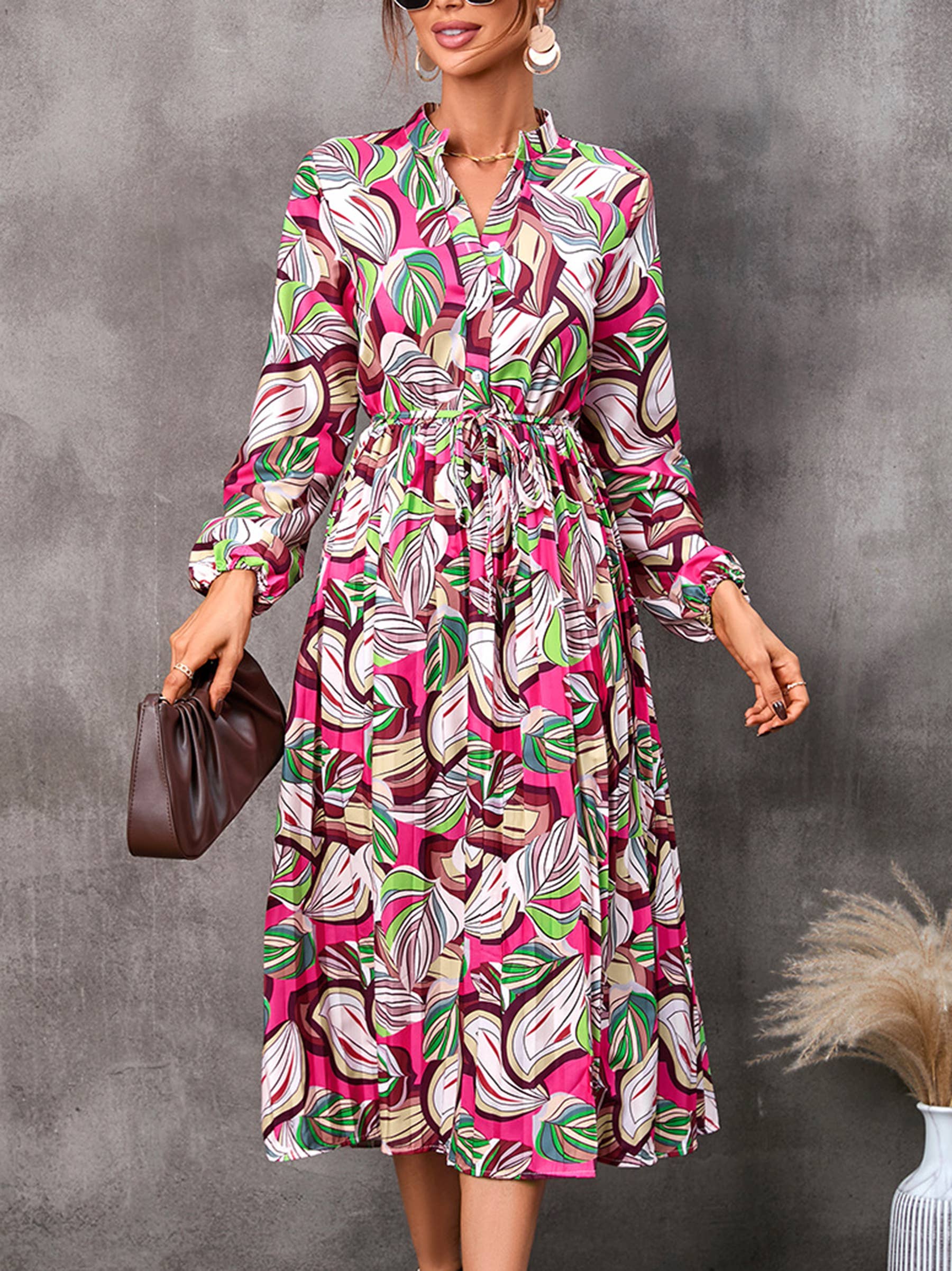 Leaf Print Medium Length Long Sleeved Dress