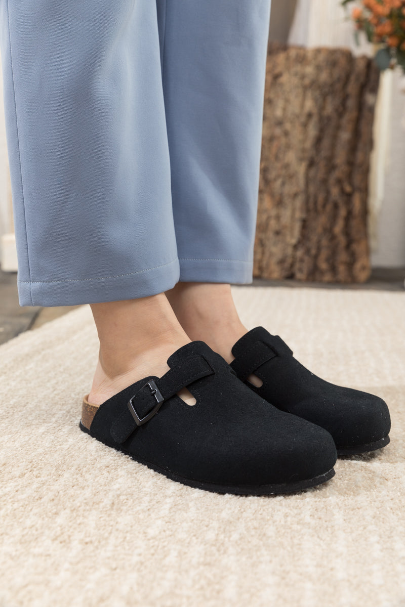 Maibulun | Buckle Suede Classic Clogs - Black