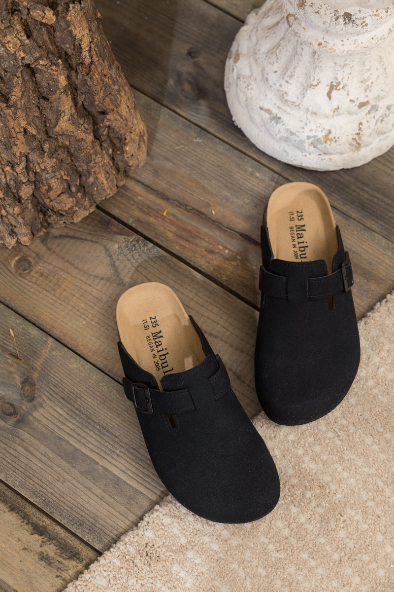 Maibulun | Buckle Suede Classic Clogs - Black