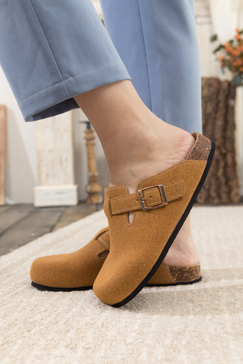 Maibulun | Buckle Suede Classic Clogs - Ginger