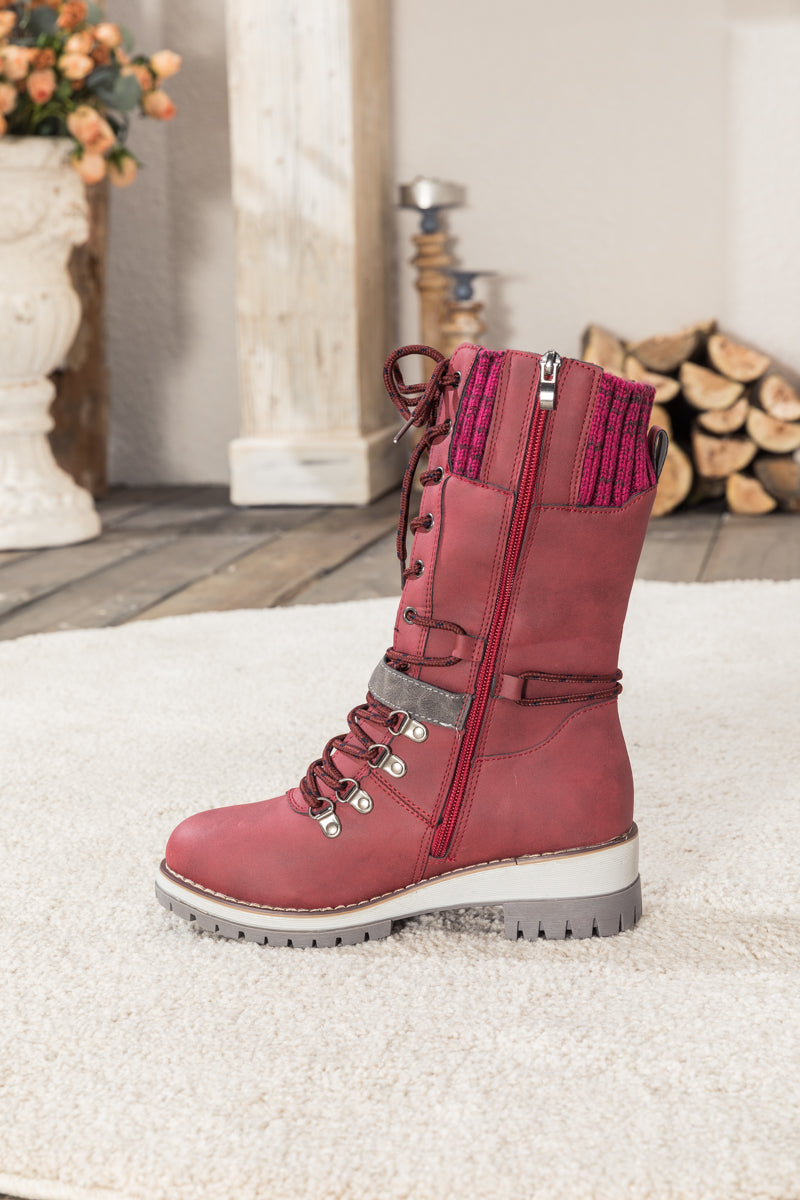 En Bloom | Ribbed-Cuff Buckle-Strap Boot - Red