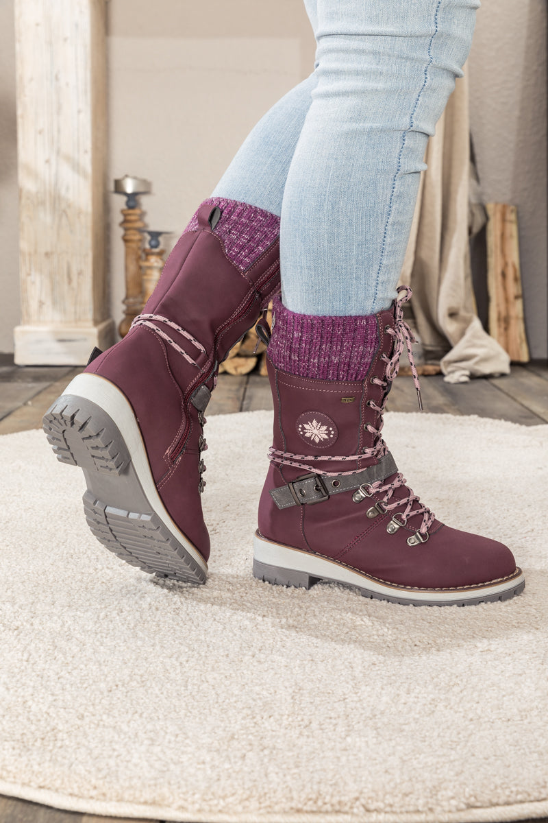 En Bloom | Ribbed-Cuff Buckle-Strap Boot - Purple