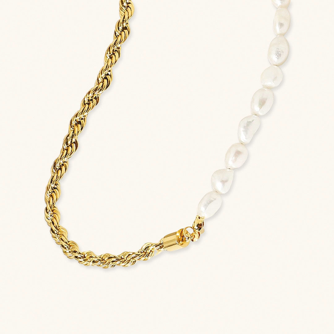 Alina Pearl Rope Necklace